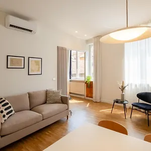 Apartment Realkasa Gallery Blue, Bologna