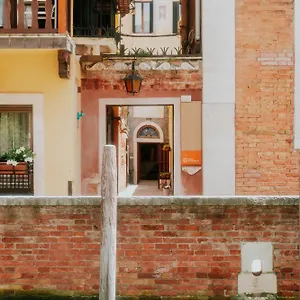 Casa Accademia Venice