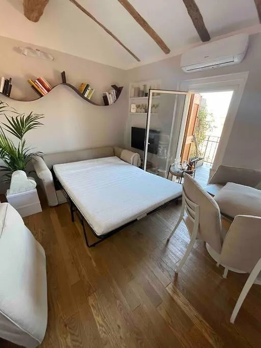 Romantic Attic Room With Panoramic View Bologna Apartment