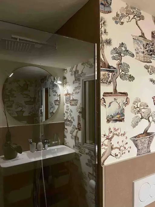 Romantic Attic Room With Panoramic View Bologna 0*,