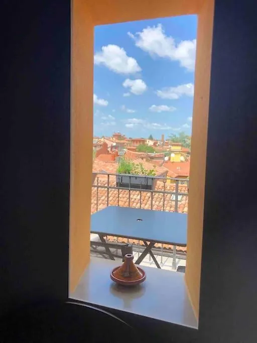 Romantic Attic Room With Panoramic View Bologna