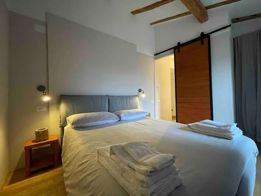 Apartment Romantic Attic Room With Panoramic View Bologna